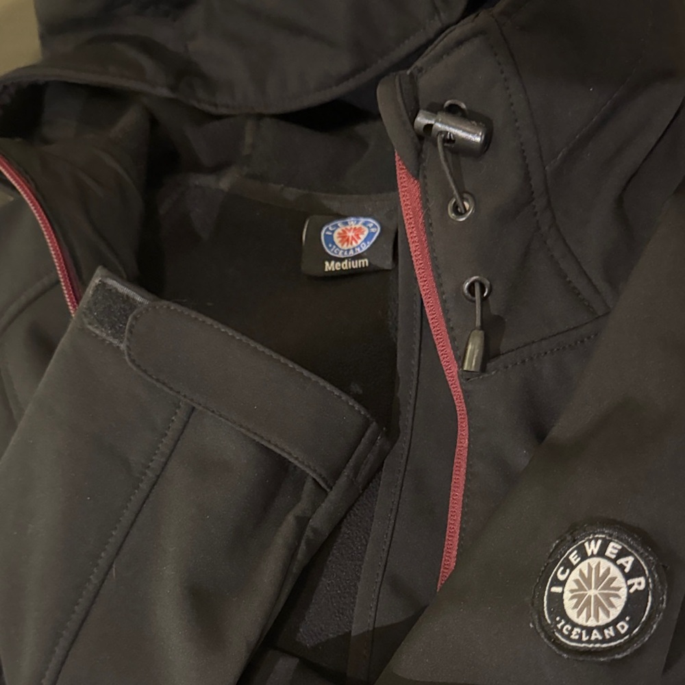 ICEWEAR Iceland -Daniella Women’s Technical Ice-Softshell Jacket - Picture 13 of 16